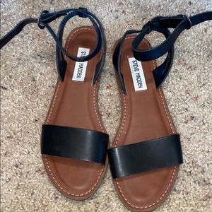 steve madden black flat shoes